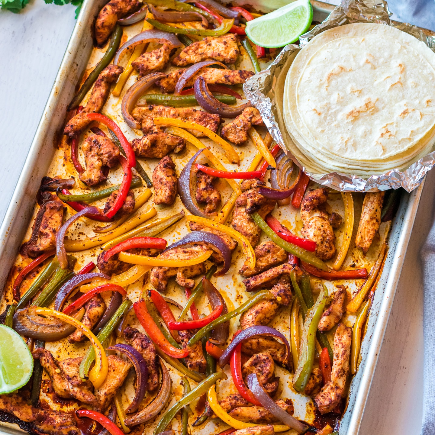 sheet pan chicken fajitas