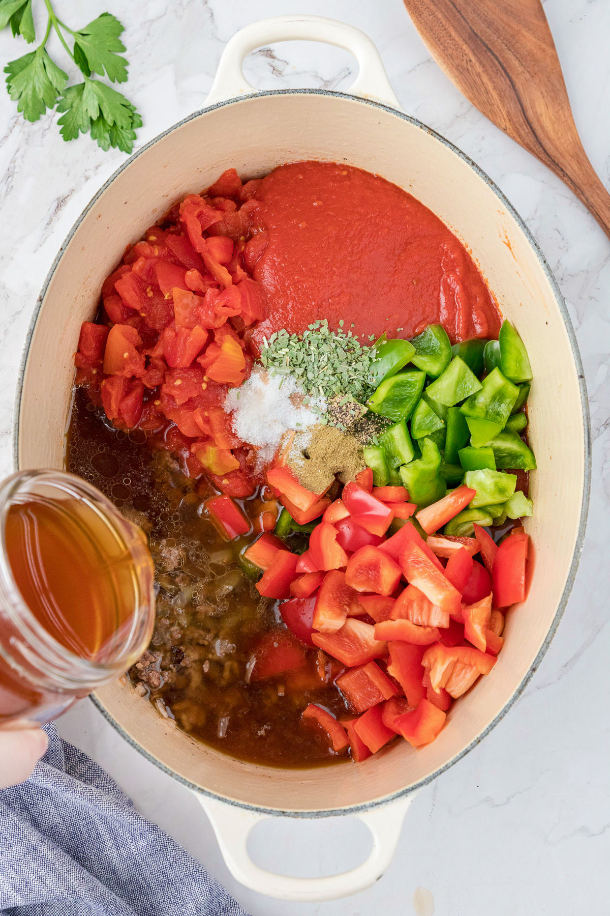 making stuffed pepper soup