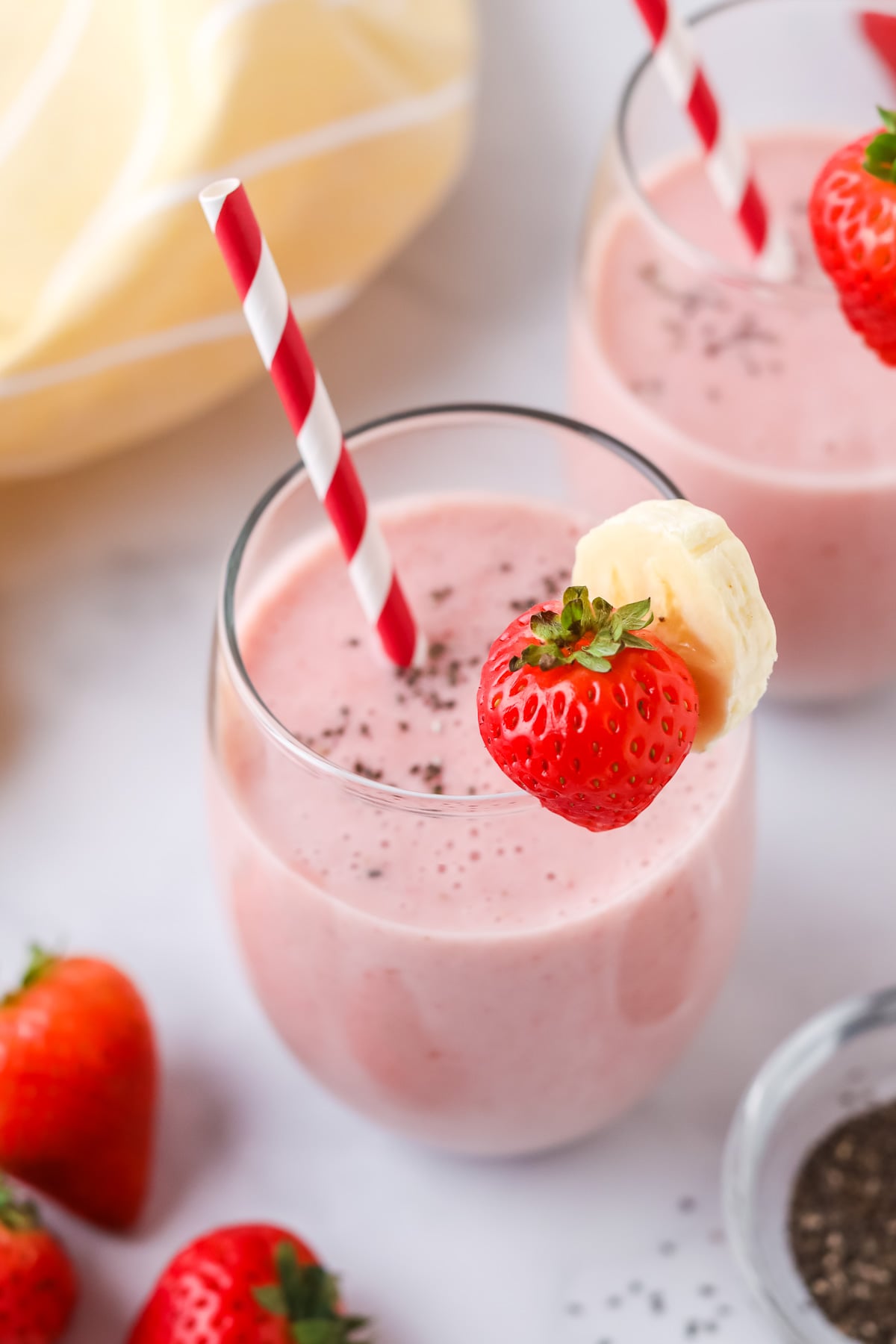 strawberry banana smoothie