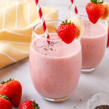 strawberry banana smoothie