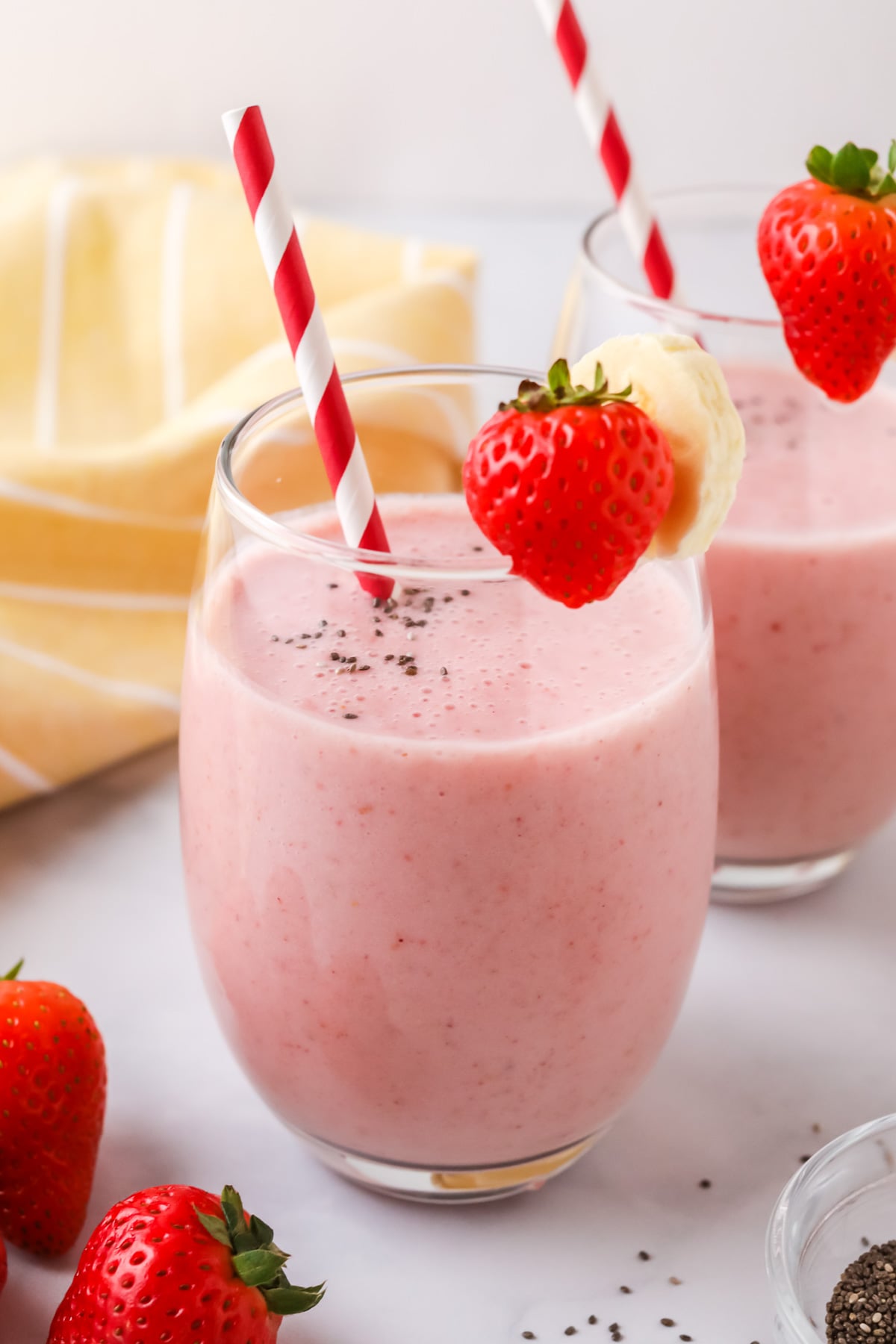 strawberry banana smoothie