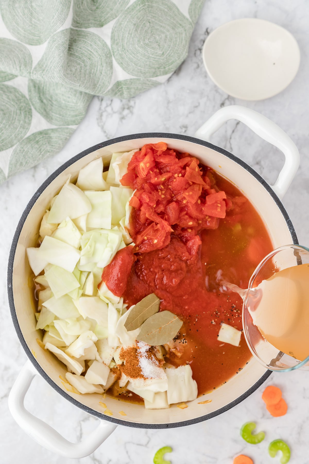 how to make cabbage soup